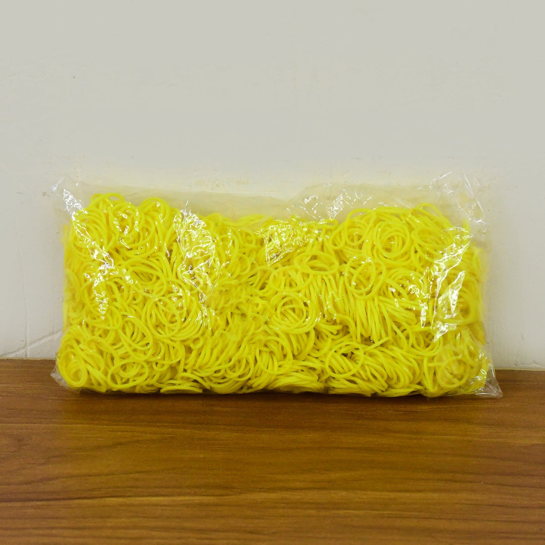 Multipurpose elastic rubber bands suitable for stationery and crafts