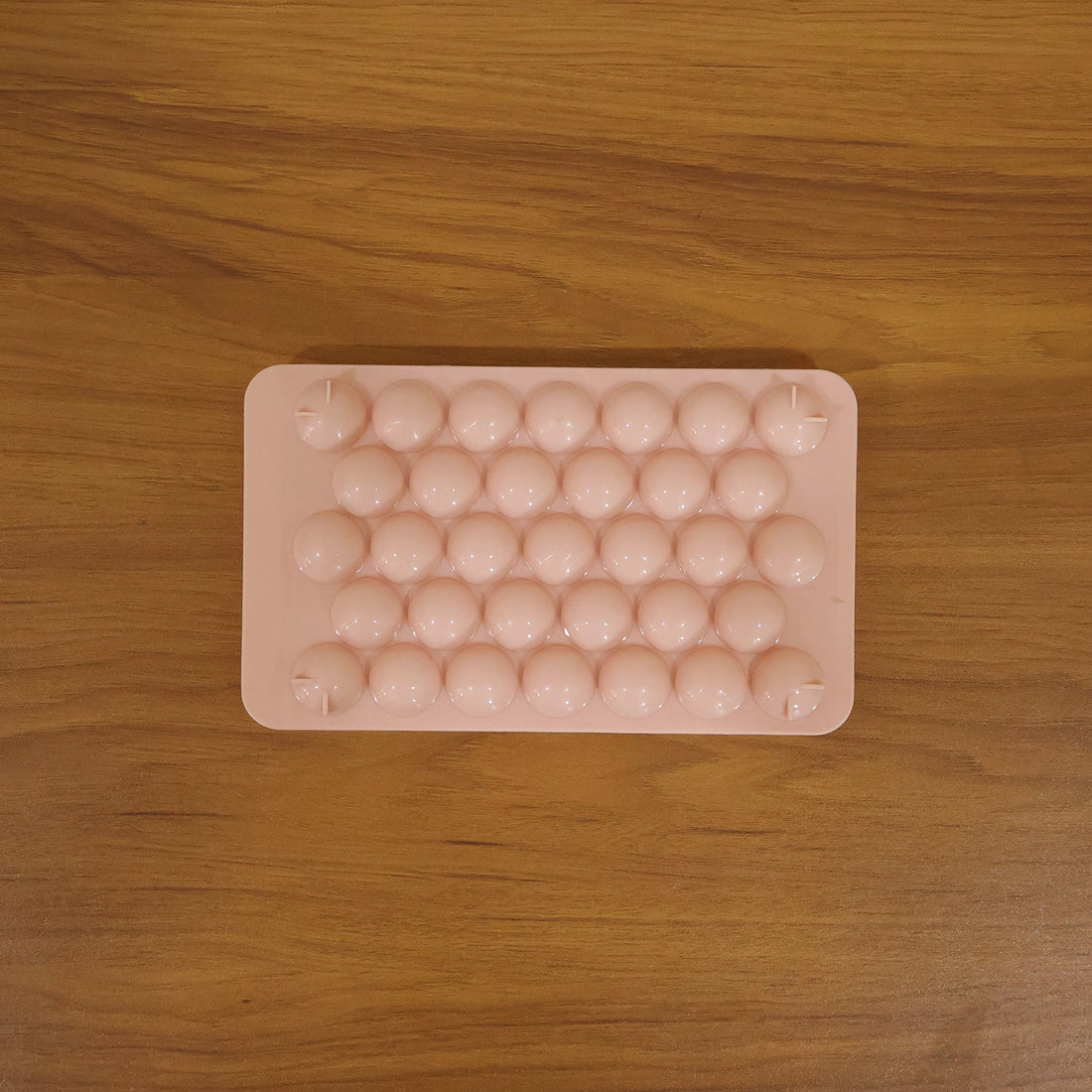 Plastic ice ball tray with lid for beverages