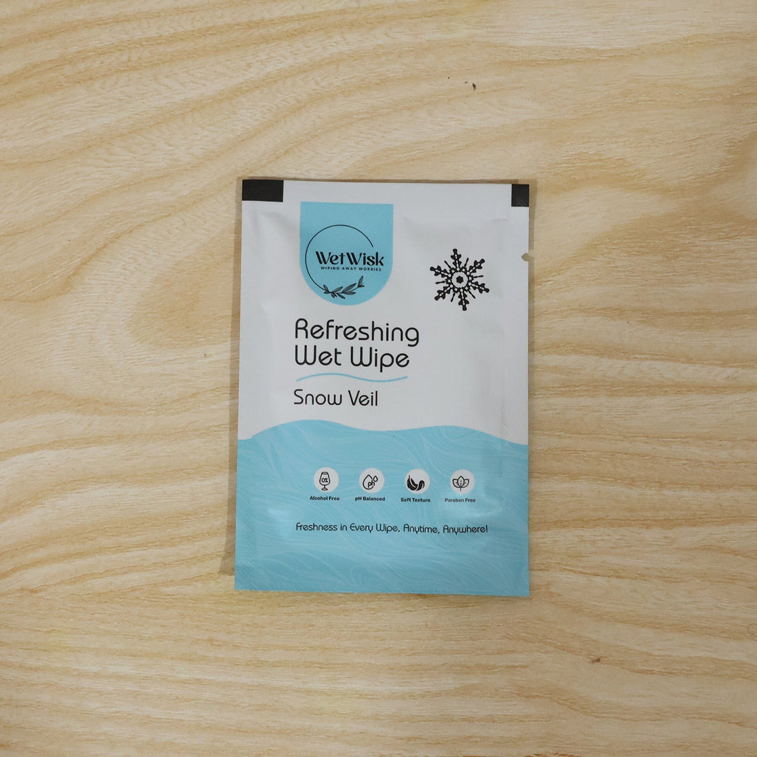 Daily hygiene use of Snow veil wet wipe